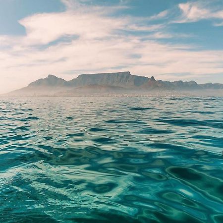 Appartamento Coral Sands On Muizenberg Esterno foto